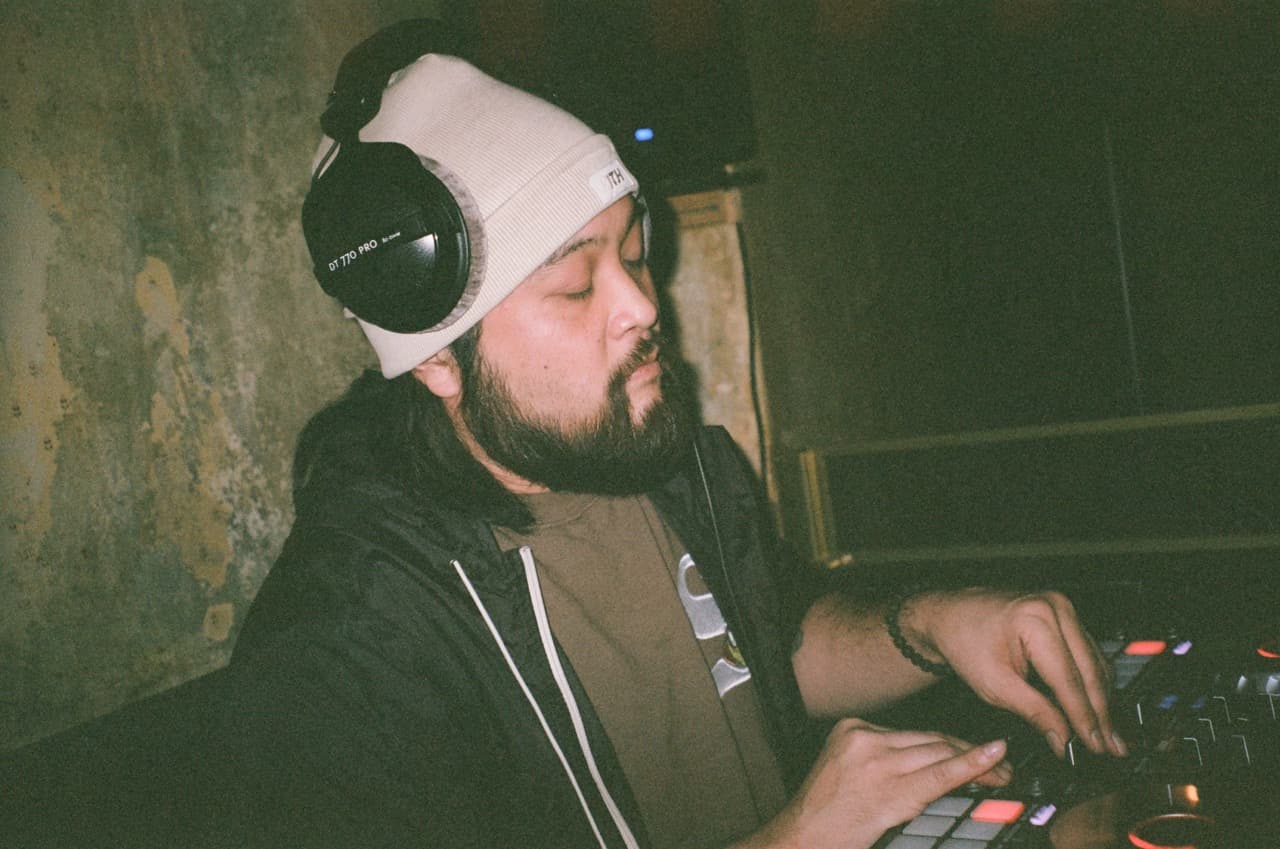 DJ Performance